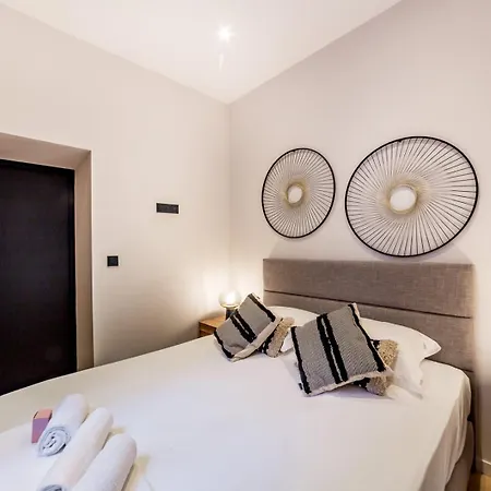 Apartmán In | L'incroyable Moulin & Paisible *
